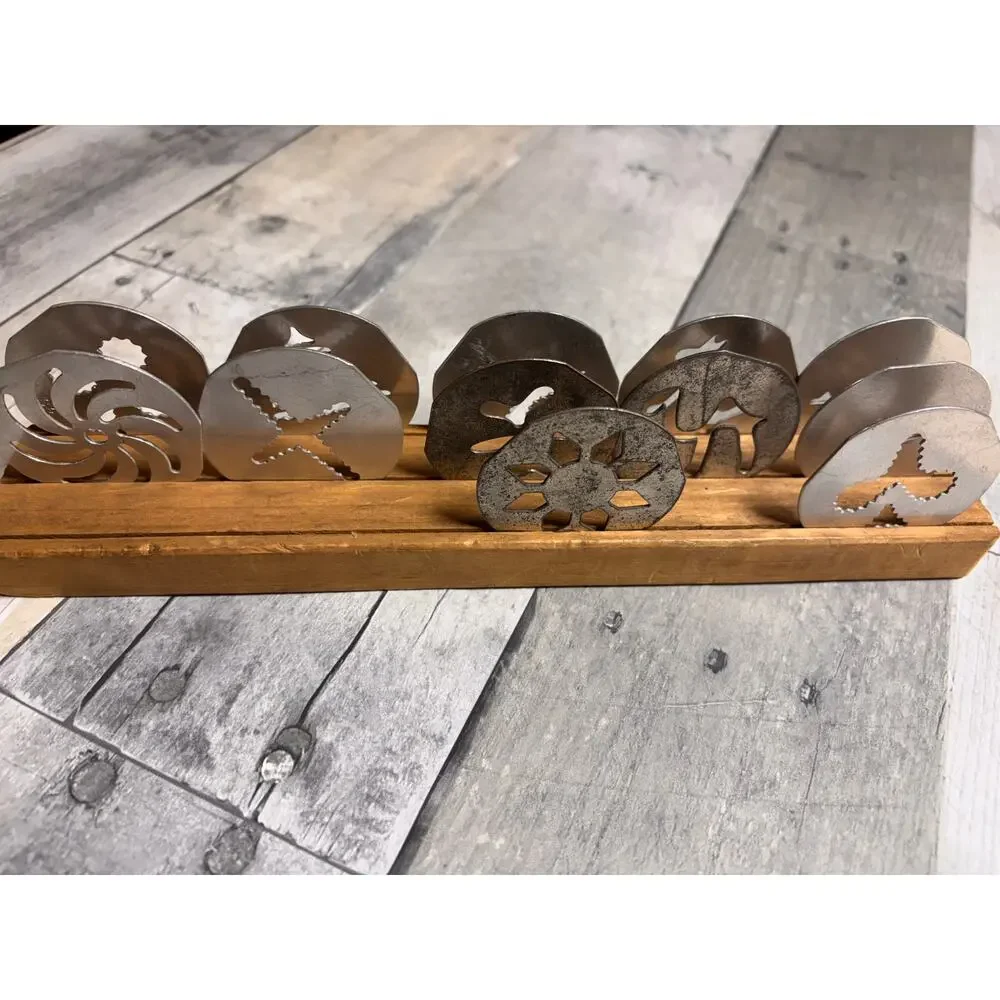 Vintage Mirro Aluminum Cookie Pastry Press Collectible Kitchen Tool w 12 Disks!